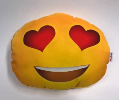 Headeez™ Travel Pillow Heart Eyes Emoji